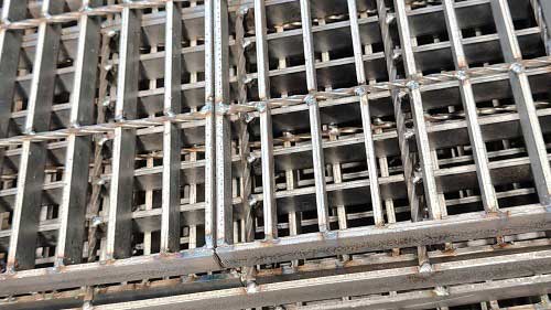 为什么钢格栅钢格板日渐受到人们的欢迎