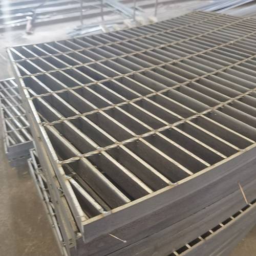 异型车库用G405/30/100钢格栅钢格板选购要点及解决方案