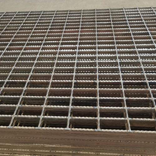 光伏电站检修通道钢格板钢格栅有什么优点