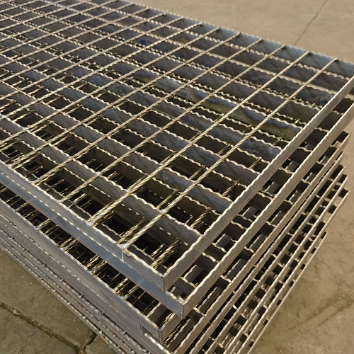 光伏电站检修通道钢格板钢格栅有什么优点