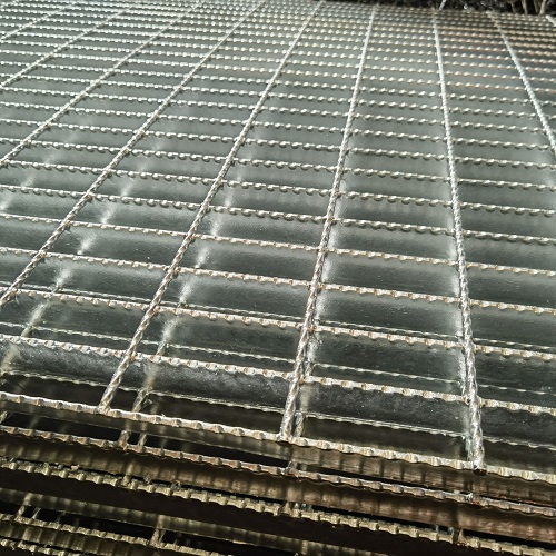 镀锌钢格栅钢格板生产中的难点和解决方案