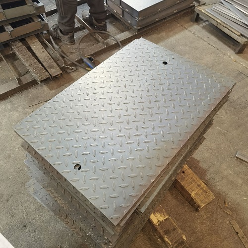 管廊用复合钢格栅钢格板承重性能如何