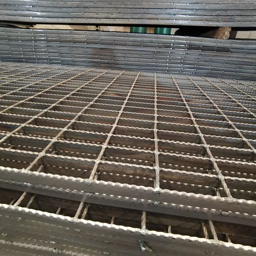 工程齿形平台钢格栅钢格板实用选购指南