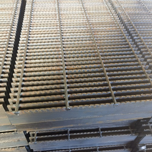 高空塔架平台钢格栅板技术揭秘