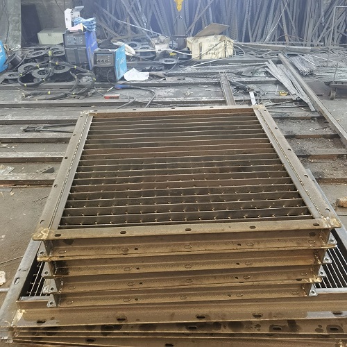 污水处理厂钢格栅的特点与优势