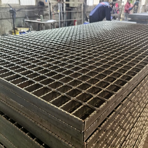 工业厂钢格栅板为什么如此受欢迎