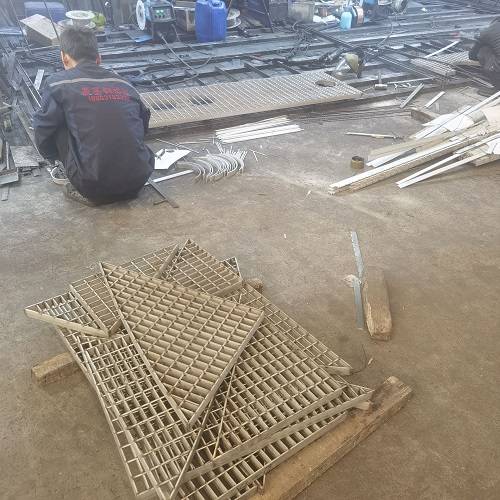 采购钢格板必问的6个问题，少问一个都可能踩雷