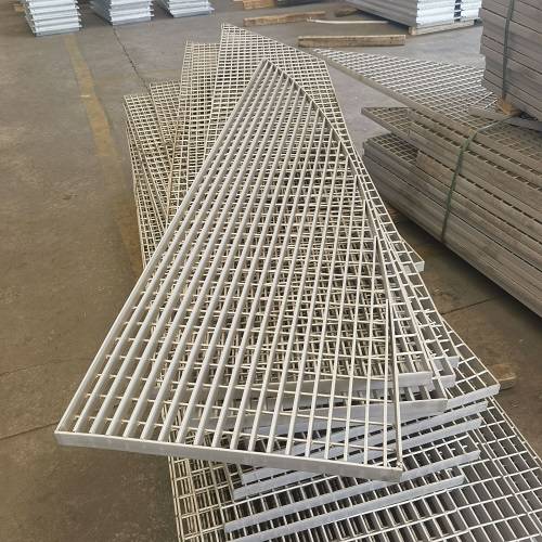 石化行业钢格板防火方案：阻燃涂层如何选择？