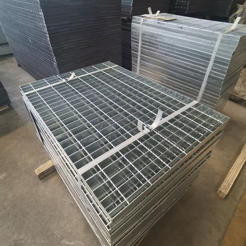 物流分拣中心钢格栅：效率革命的承载平台