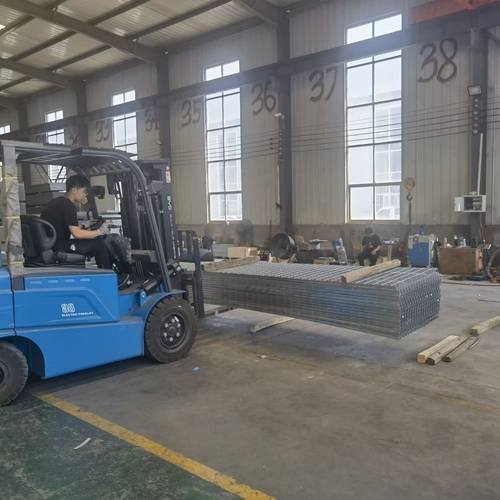 从工厂到市政，钢格栅如何撑起工程建设半边天？