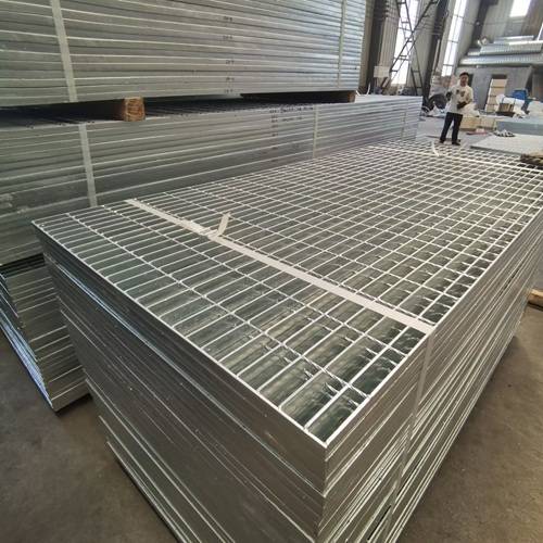 钢格栅知识科普：材质、规格如何影响使用效果？