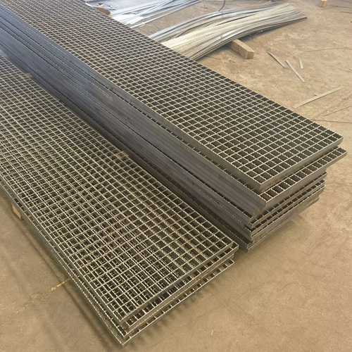 为什么说钢格栅是工程建设的 “全能选手”？