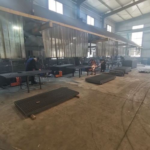 环保工程中的“隐形功臣”——钢格栅的那些事