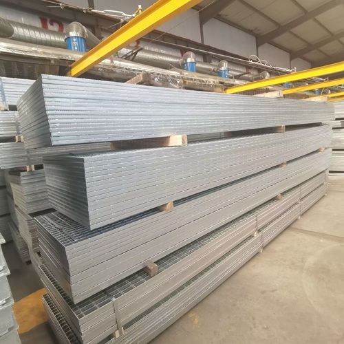 环保工程中的“隐形功臣”——钢格栅的那些事