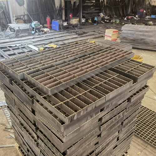 钢格栅不止工业风它和现代建筑太配了