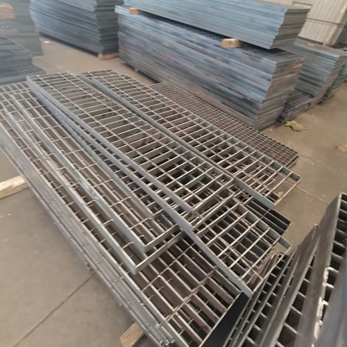 钢格栅不止工业风它和现代建筑太配了