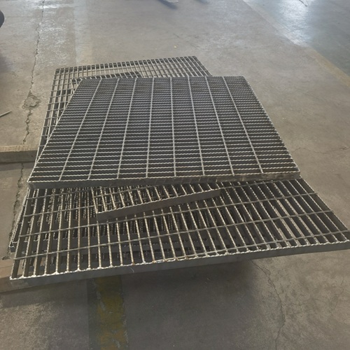 钢格板在市政工程中的关键作用