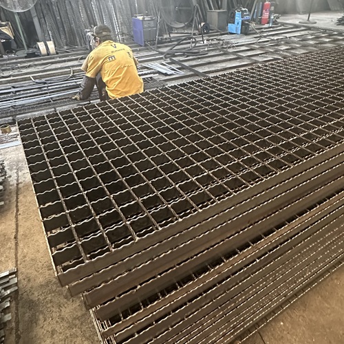 钢格板现场切割要注意什么细节