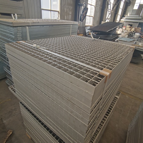 钢格板为什么容易生锈？原因在这里