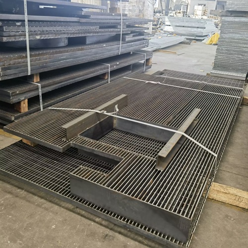 钢格栅板为什么能承重原来靠的是这个