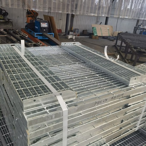 钢格栅板为什么能承重原来靠的是这个