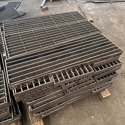 别再乱买了钢格栅板型号全解析