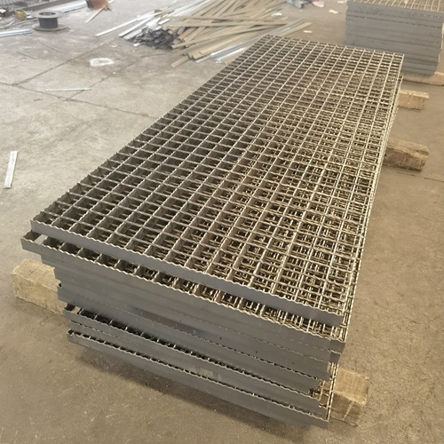 钢格栅板为何成了地下管廊的标配材料