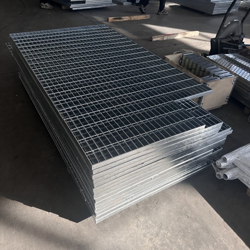 钢格栅板使用中容易忽视的维护细节