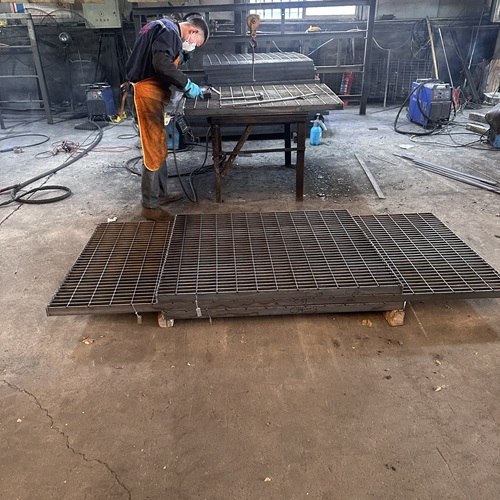 钢格栅板为什么容易生锈？原因在这里