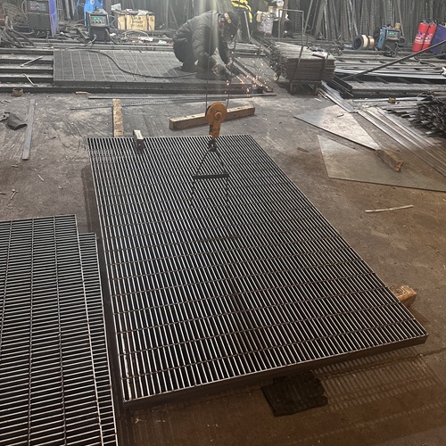 国内钢格板vs进口钢格板，性价比分析