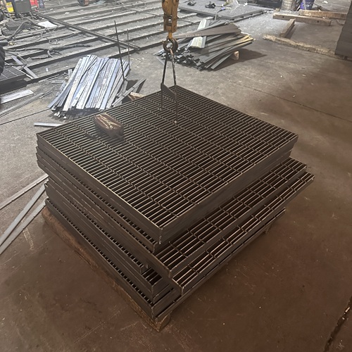 钢格板后期维护省钱技巧定期保养很重要