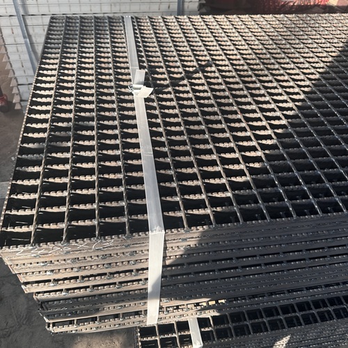 环卫工程钢格板常见用途与选型